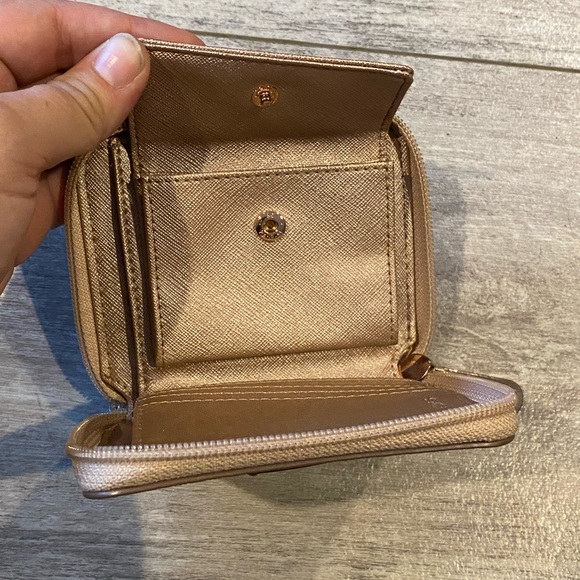 Michael Kors gold foil wallet - Picture 6 of 9